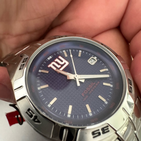 FOSSIL WATCH NFL EDITION - Picture 2 of 4